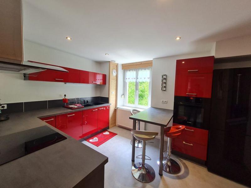 Les Champis Apartment *